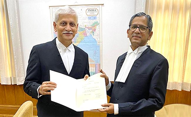 Chief Justice Ramana recommends Justice Lalit as next CJI