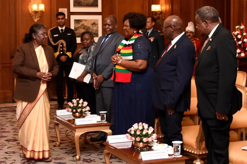 Parliamentary delegation from Zimbabwe calls on the President