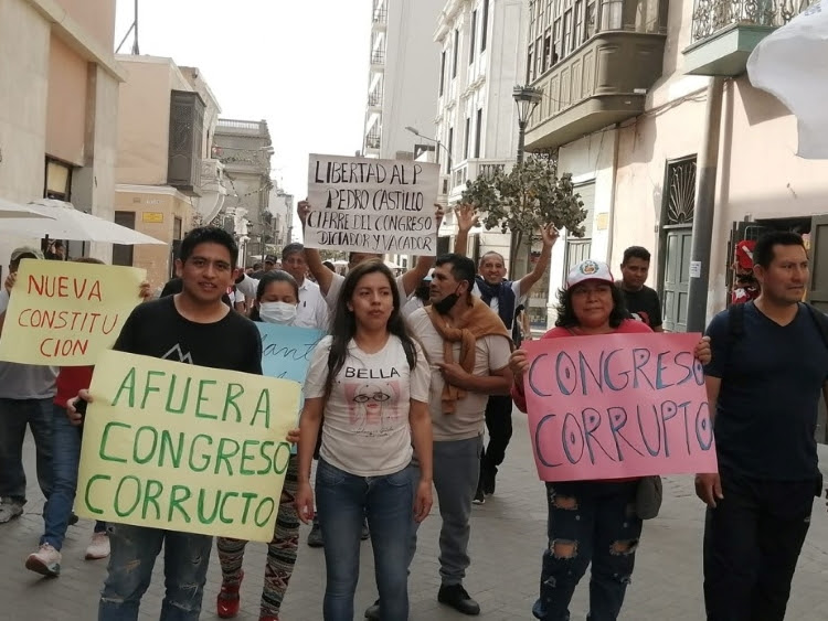 Peru Unions demand an end to lethal repression against protesters