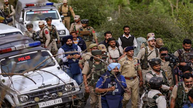 5 jawans, 1 terrorist killed during operation against militants