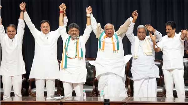 Congress MLAs asks Mallikarjun Kharge to pick new Karnataka CM