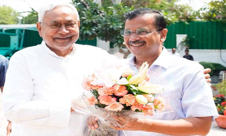 Nitish meet with Kejriwal sparks opposition unity move